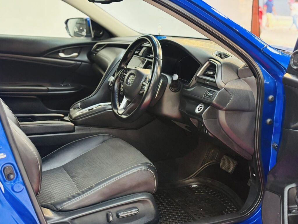 Honda Insight interior, Reconditioned Car For Sale in Dhaka