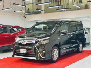 Used Car For Sale black Toyota Noah Hybrid displayed at KS Car Valley showroom