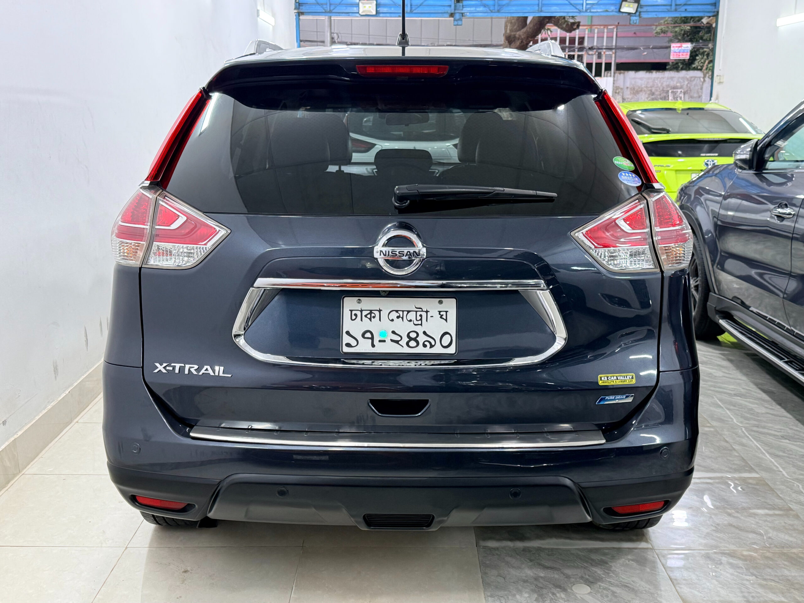 
								X-Trail 17-2490 full									