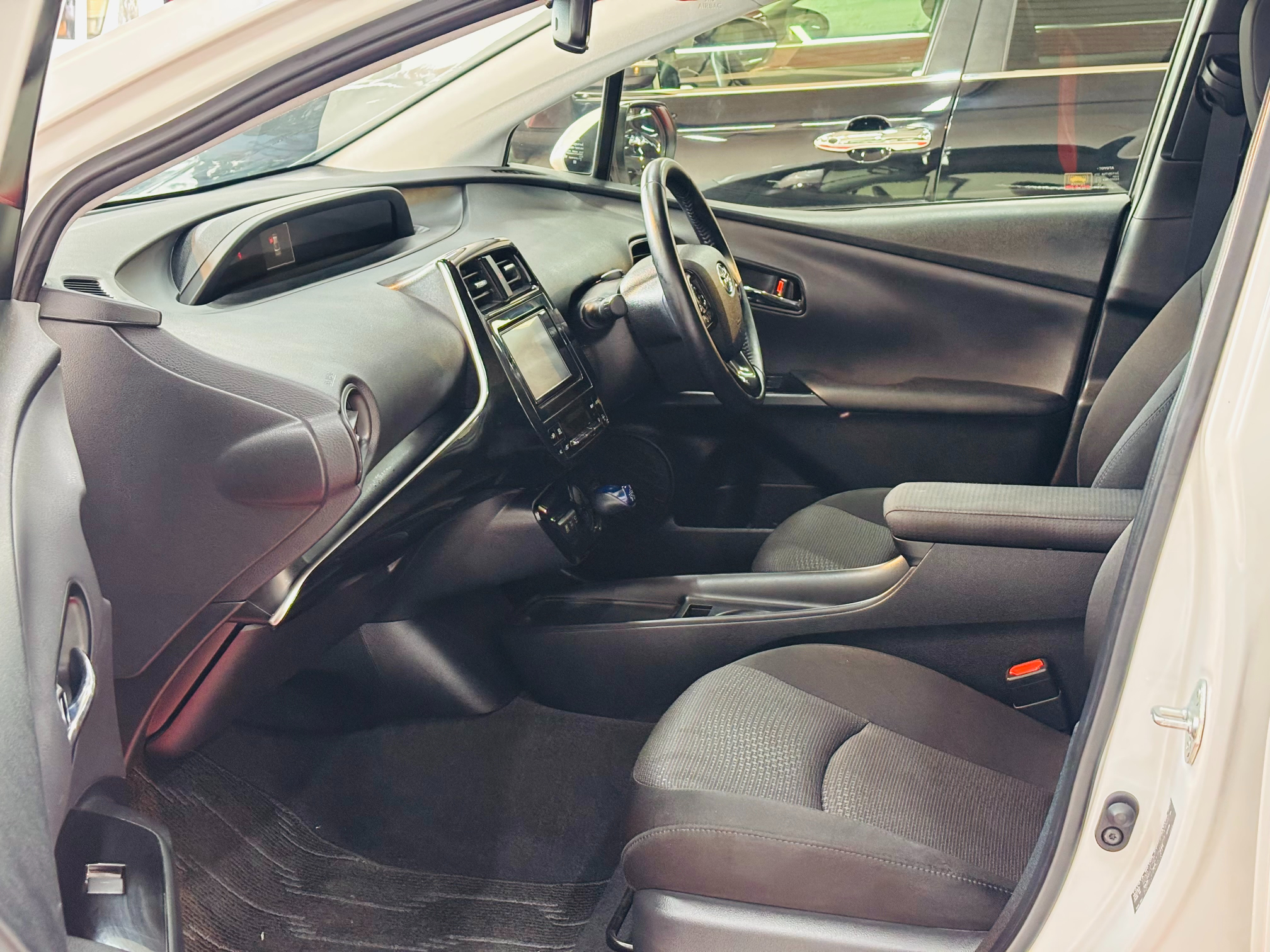 
								Prius 2020 Recon full									