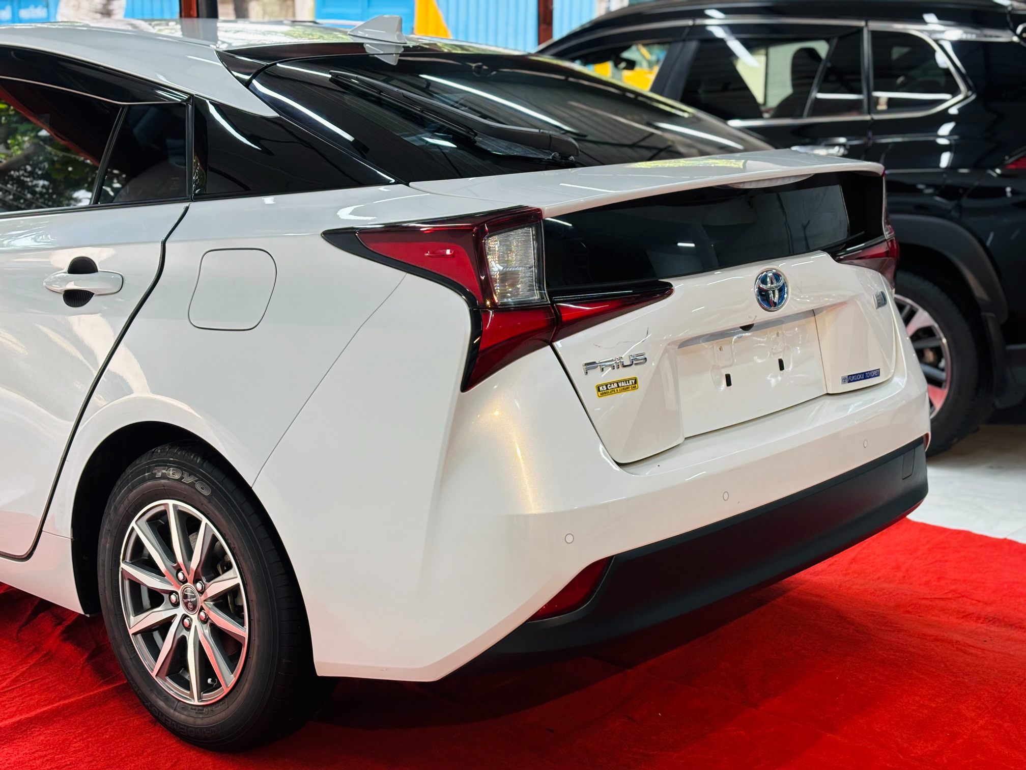 
								Prius 2020 Recon full									